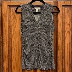 Like new White House Black Market chevron tank